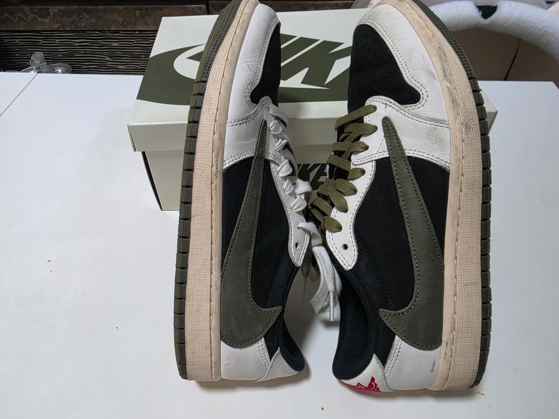 트래비스 스캇 레트로 로우 미디움 올리브 270 상품이미지3