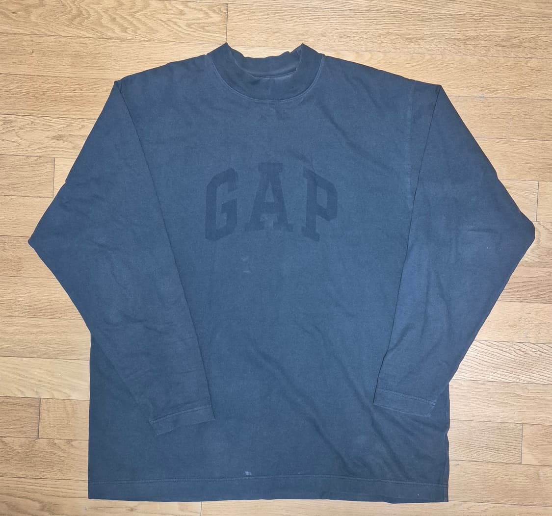 GAP YZY 긴팔 티셔츠 M 사이즈 상품이미지1