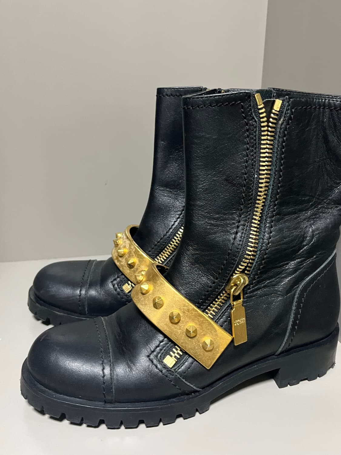 Alexander McQueen black stud biker boots 상품이미지3