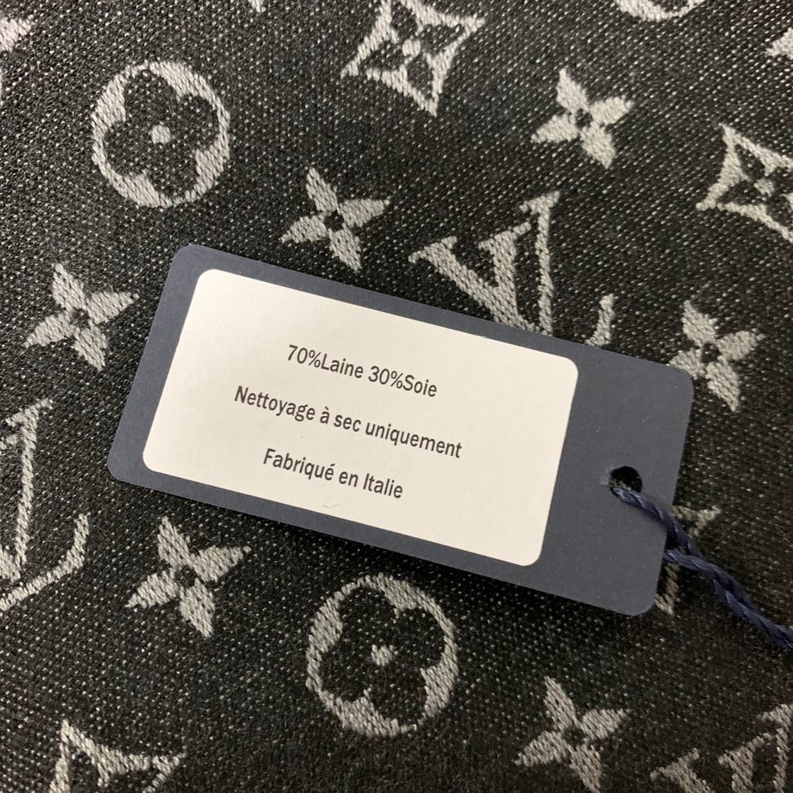 21SS 루이비통 시그니쳐 모노그램 머플러 상품이미지6