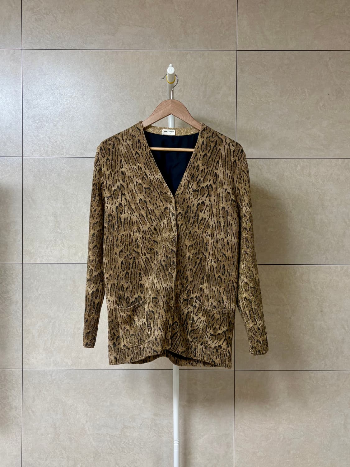 생로랑 15SS 골드 메탈릭 레오파드 가디건 상품이미지1