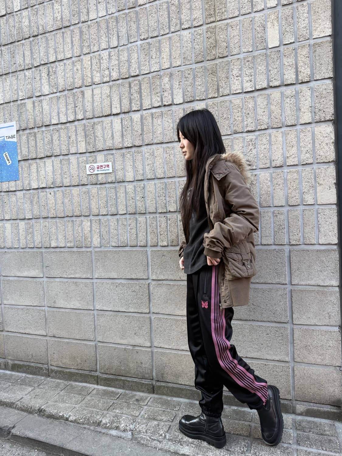 니들스 블랙&핑크 트랙 조거 팬츠 상품이미지7