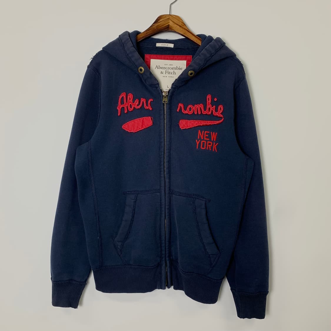 아베크롬비 y2k 와투케 네이비 아방핏 후드집업 상품이미지2