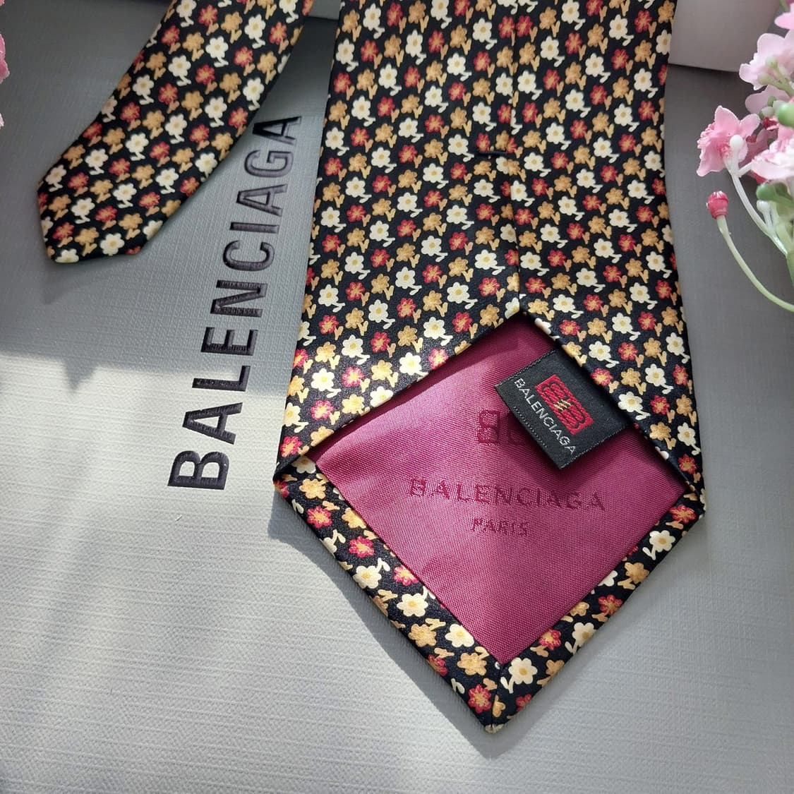 발렌시아가 실크 블랙&옐로우 플로럴 넥타이 9.5cm A+등급 K1403 상품이미지6