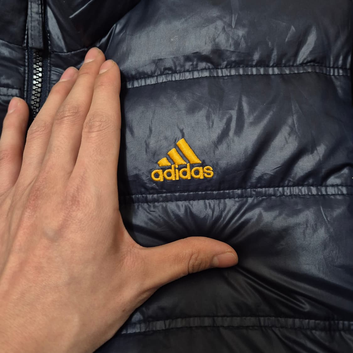 아디다스 남성 구스다운 경량패딩 점퍼 M(95) 상품이미지4