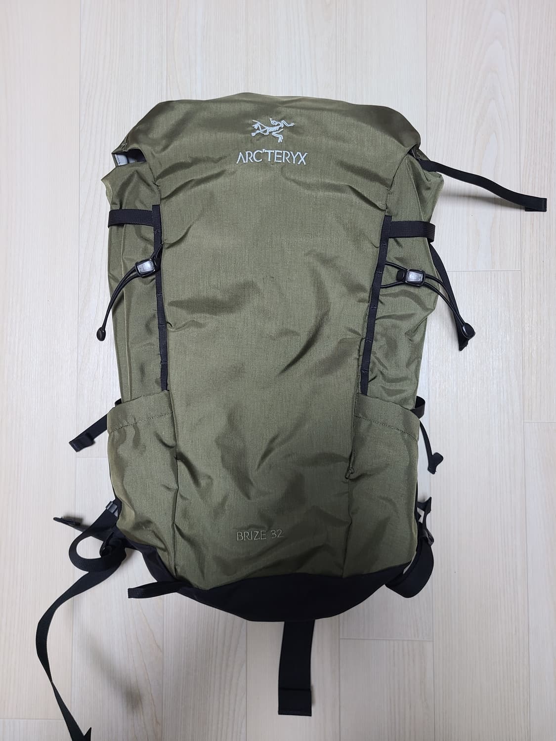 아크테릭스 브리즈 32 REG 타츠 상품이미지1