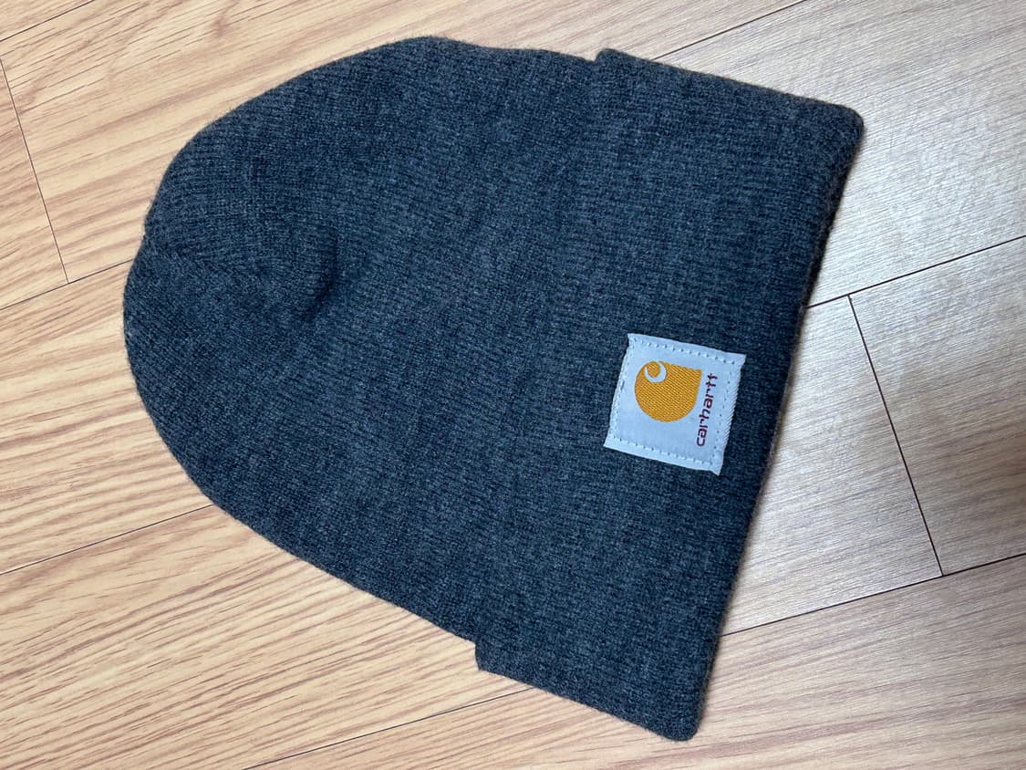 칼하트 차콜 비니 상품이미지1