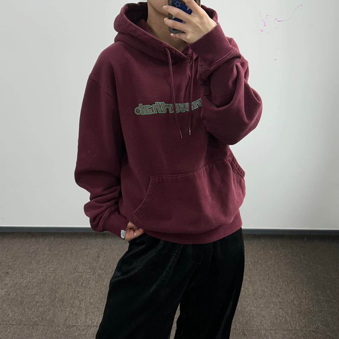 Thisisneverthat 디스이즈네버댓 그린로고 버건디 후드티 상품이미지2