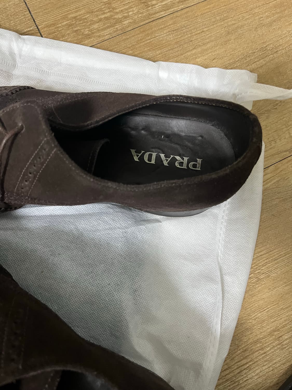 프라다 스웨이드 브로그 슈즈 상품이미지6