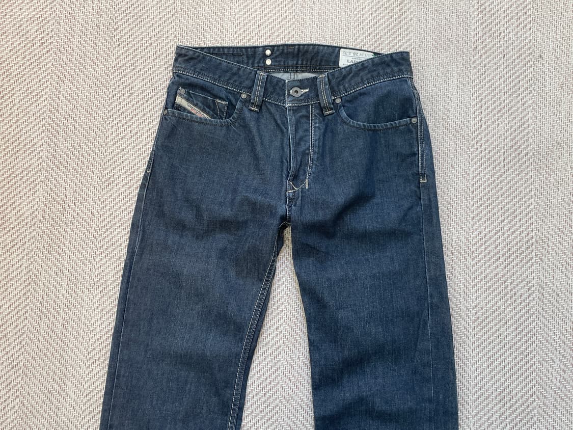 디젤 라키 LARKEE 스트레이트 데님 팬츠 J04032 상품이미지5