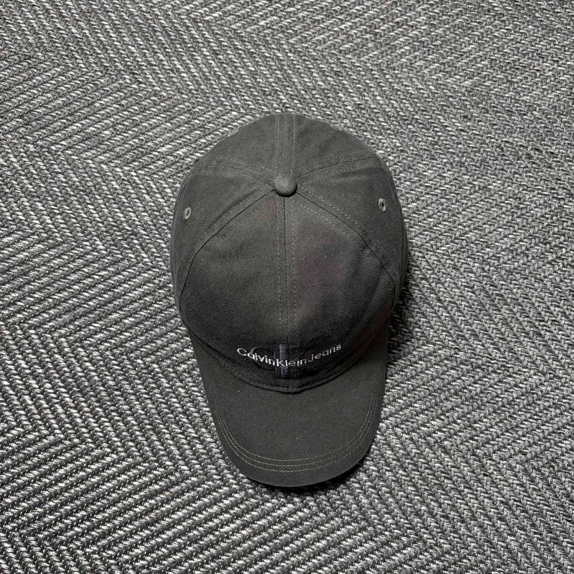 캘빈클라인 진 차콜 볼캡 OS 상품이미지2