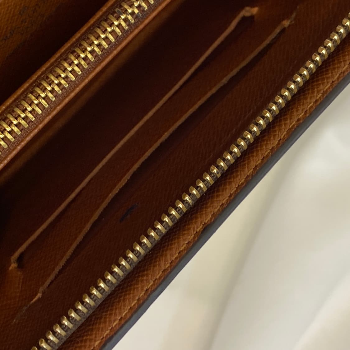 루이비통 모노그램 지퍼 장지갑 상품이미지9