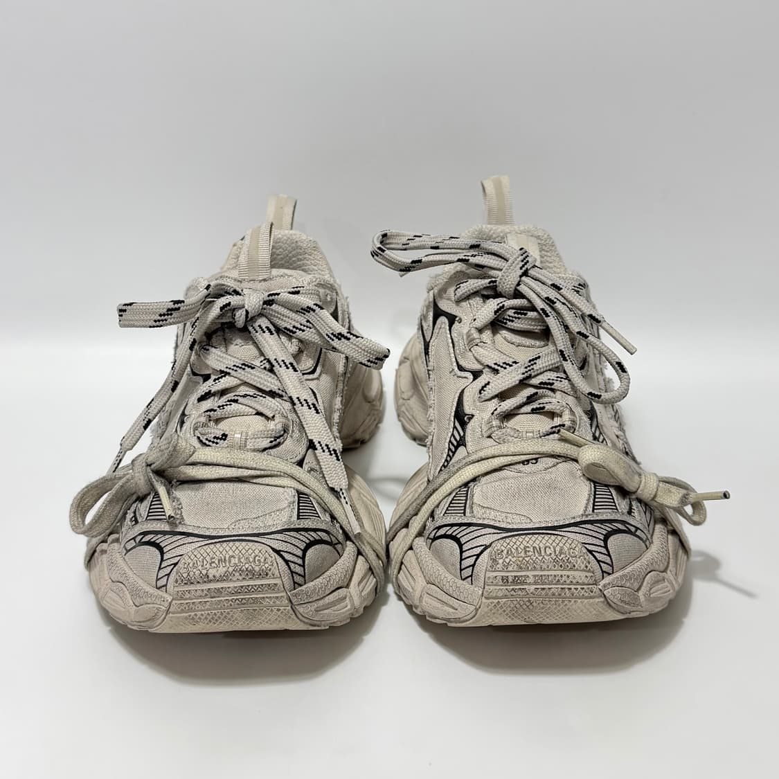 발렌시아가 더티 컷 아웃 3XL 스니커즈 (255 260) 상품이미지2