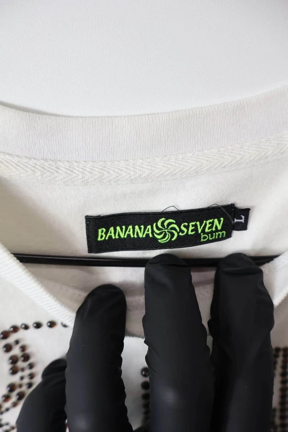 Banana Seven Studded White Tee 상품이미지6