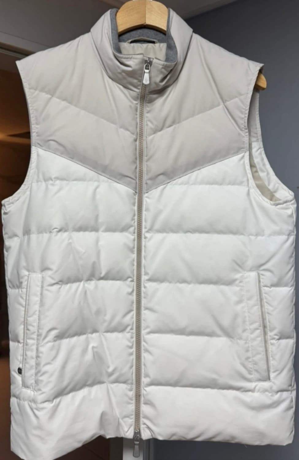 [로로피아나 원단] 일레븐티 구스다운 패딩 베스트 / 48 상품이미지3