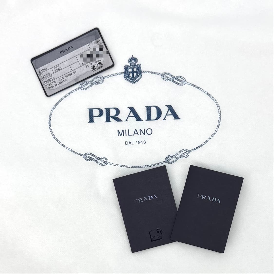 프라다 삼각로고 나일론 버클 백팩 블랙 (1BZ070) 상품이미지5