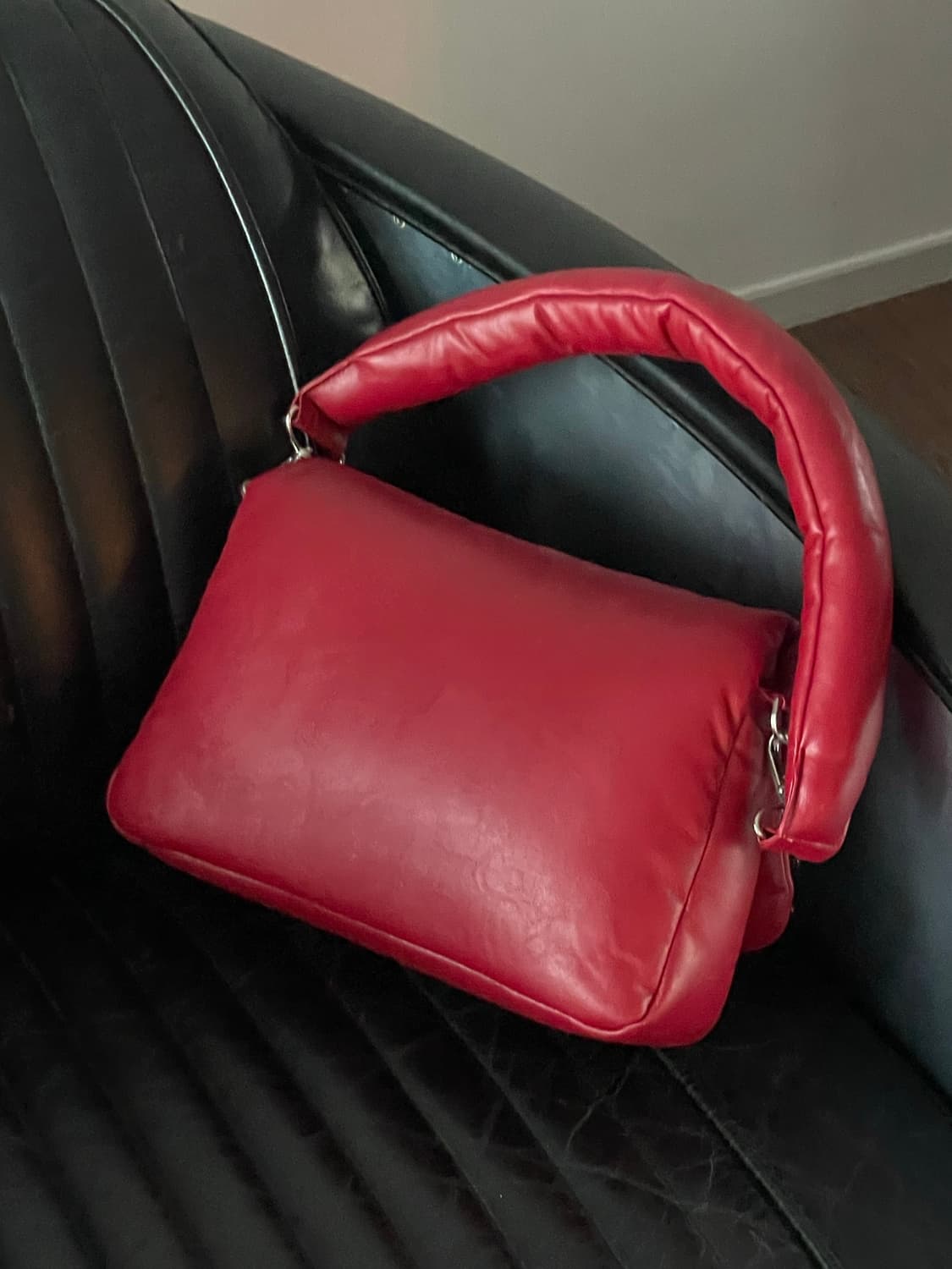 YUSE Eco-Leather Shoulder Bag (Red) 상품이미지3
