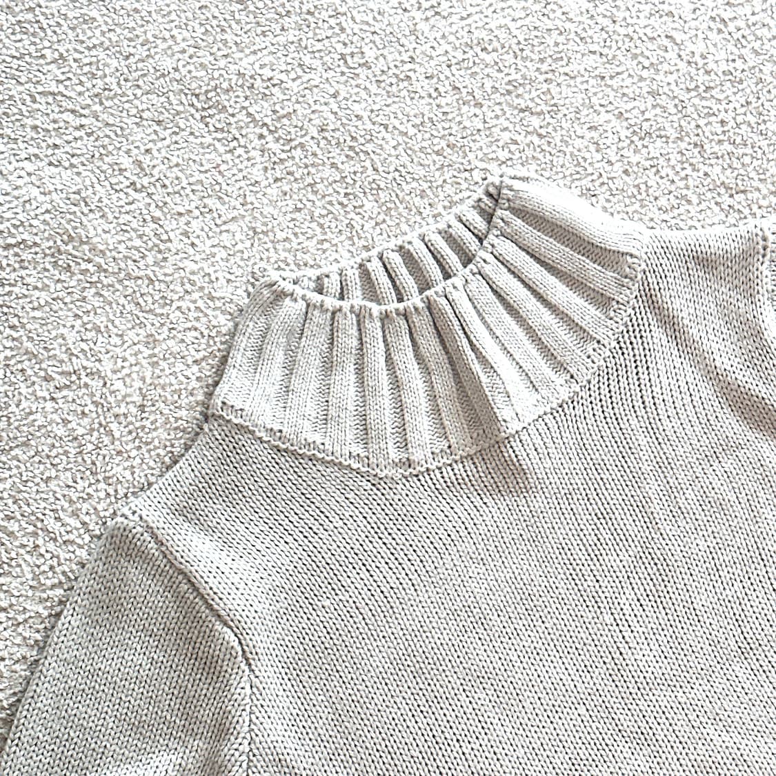 아이보리 하이넥 크롭 빈티지 니트 상품이미지2