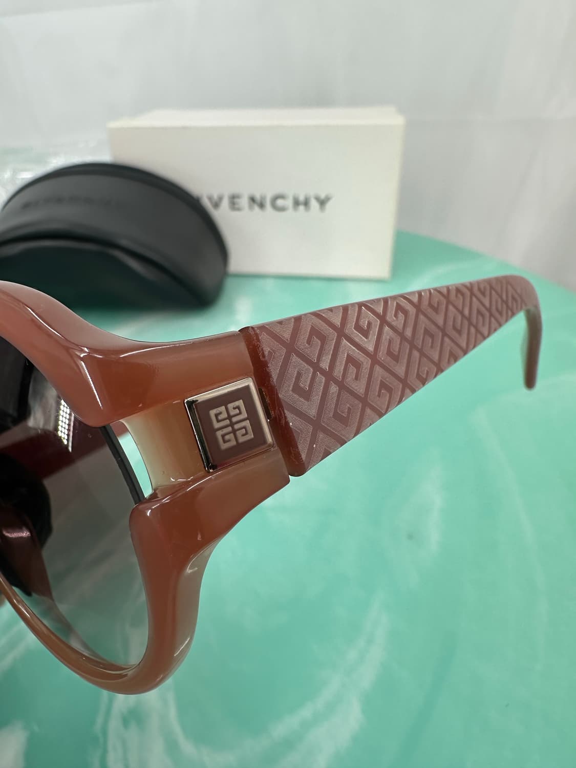 [새상품 무료배송] 지방시 Made in Italy 선글라스 상품이미지3