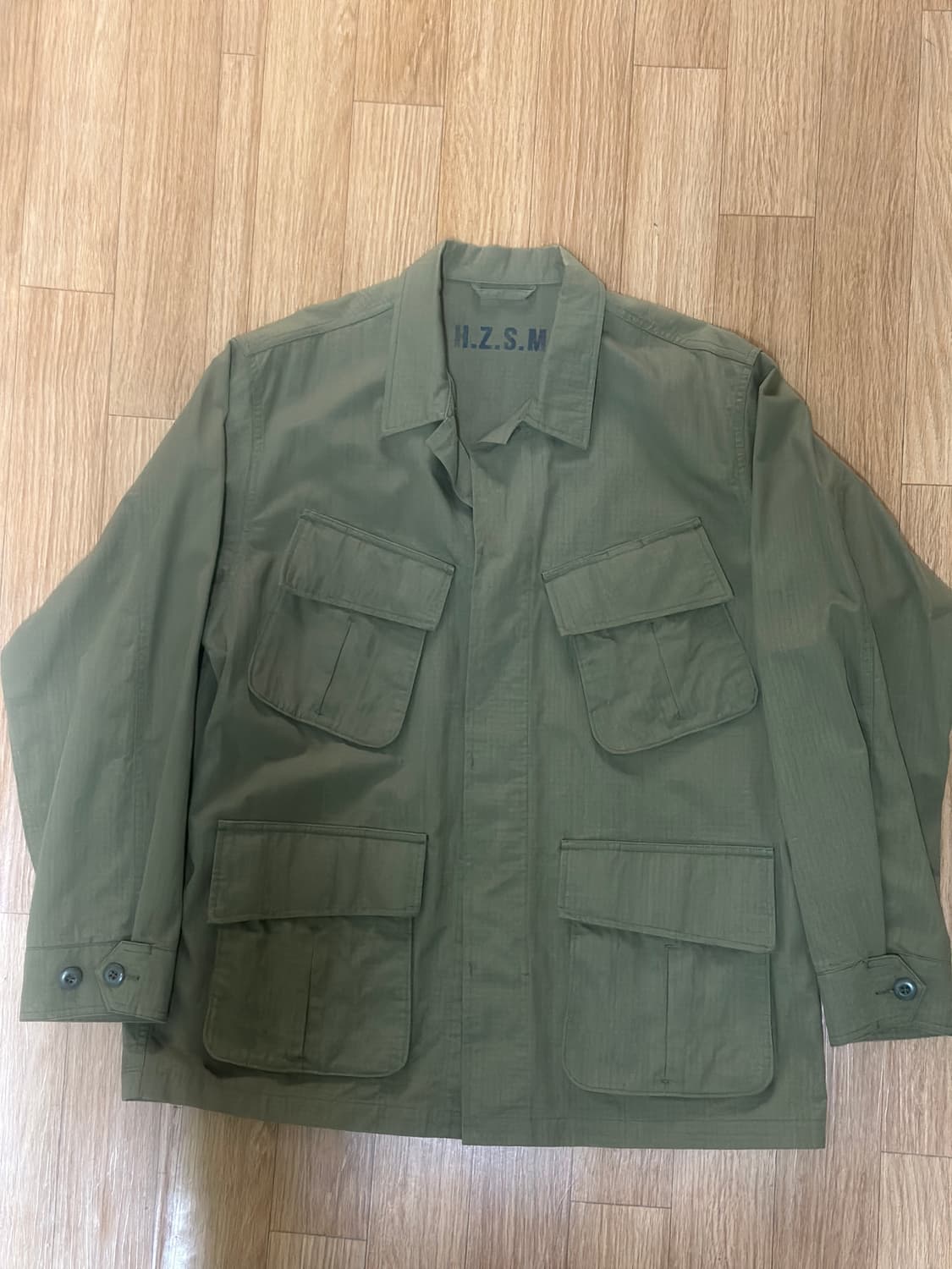 헤지스 정글 퍼티그 자켓 판매합니다.  상품이미지3