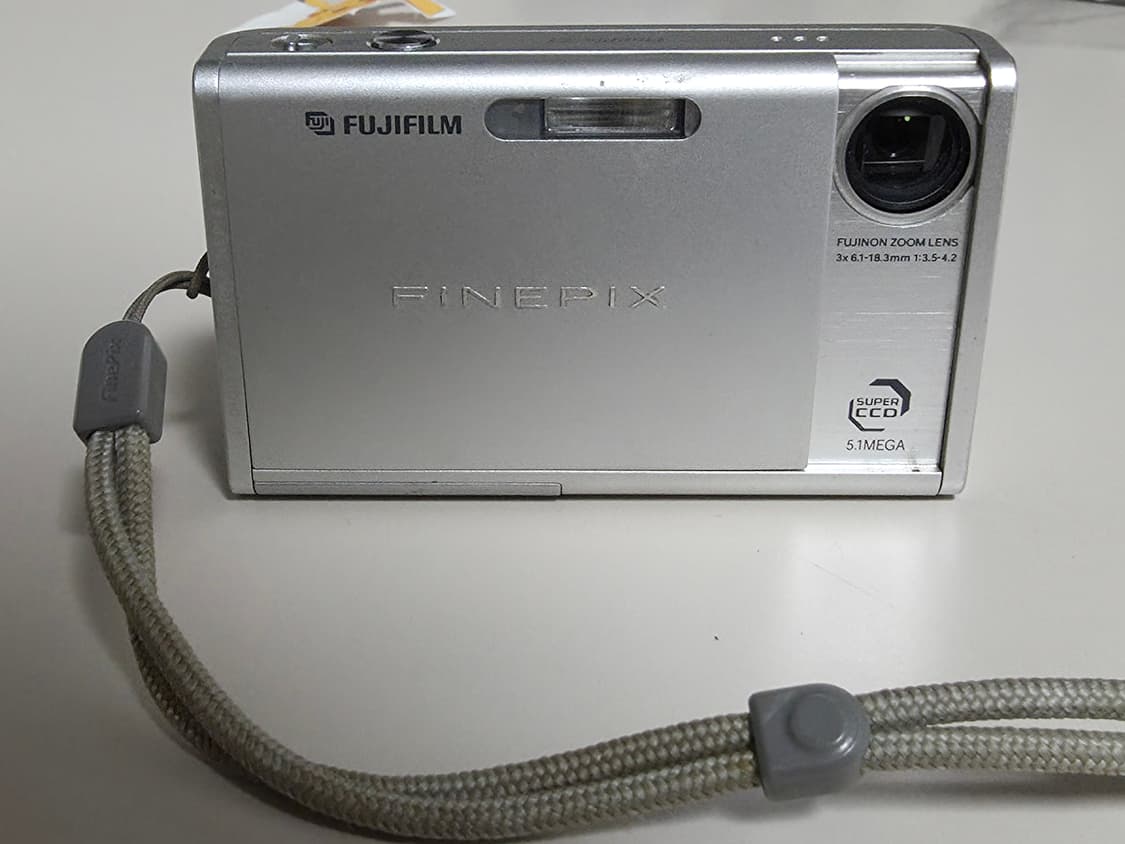 후지 파인픽스 Z1 빈티지 디지털카메라 (하자) 상품이미지1