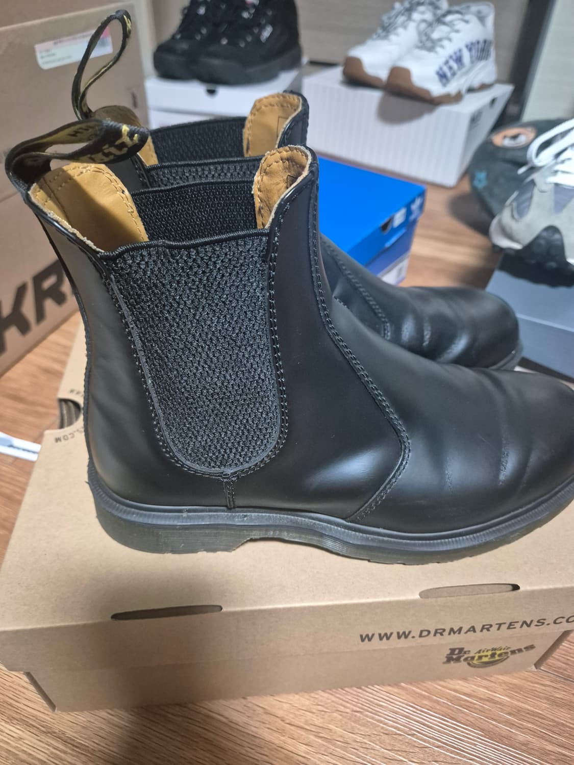 [Uk6] 닥터마틴 2976 첼시 블랙 스무스 상품이미지2