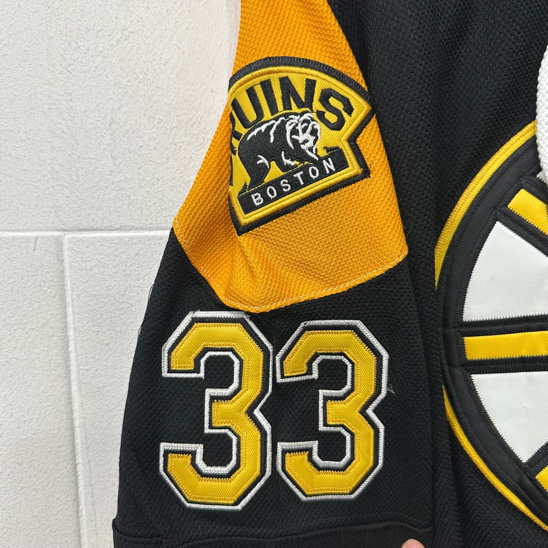 리복 NHC 보스턴 브루인스 하키져지 상품이미지4