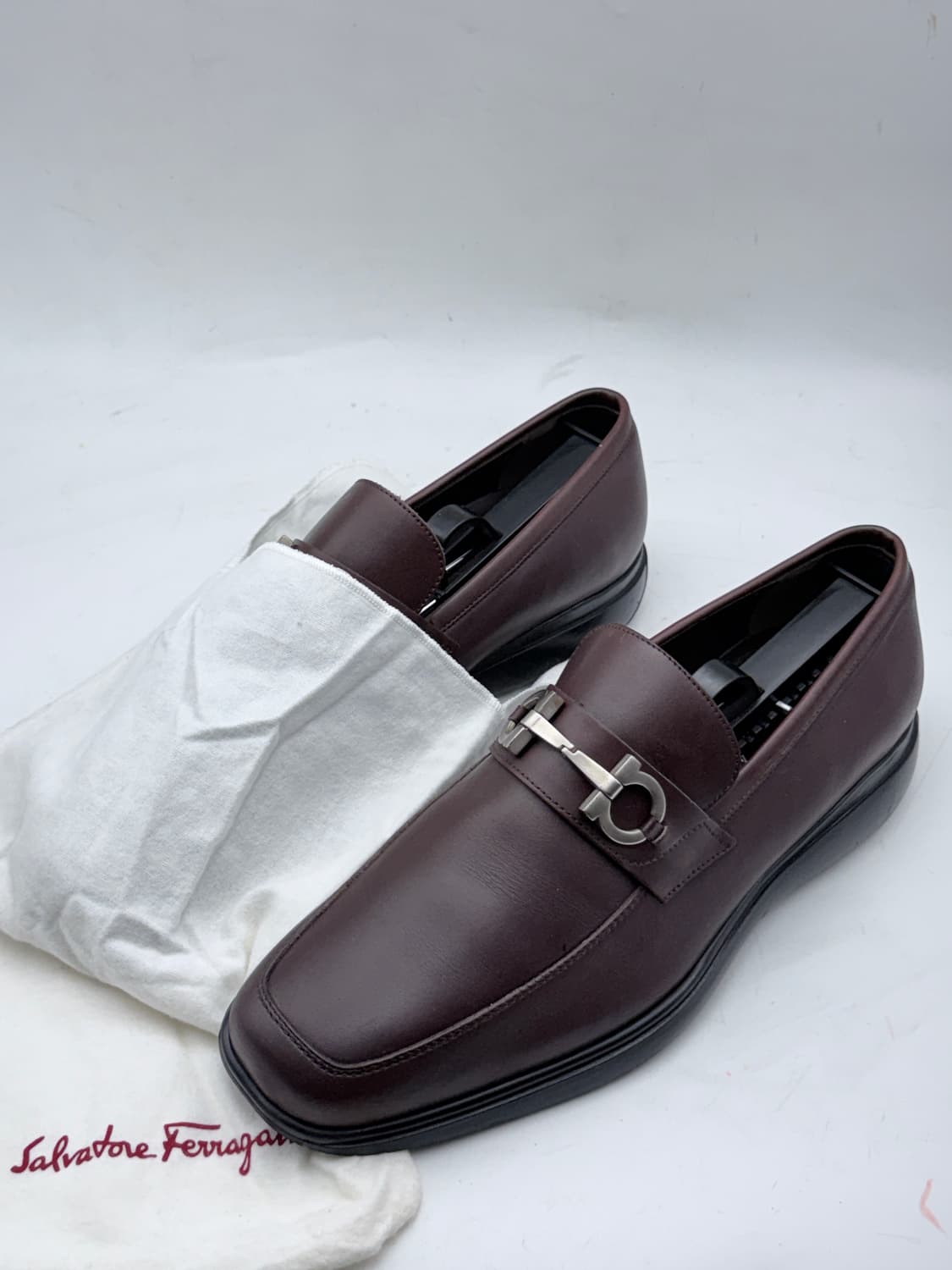 정품)페라가모260 상품이미지1