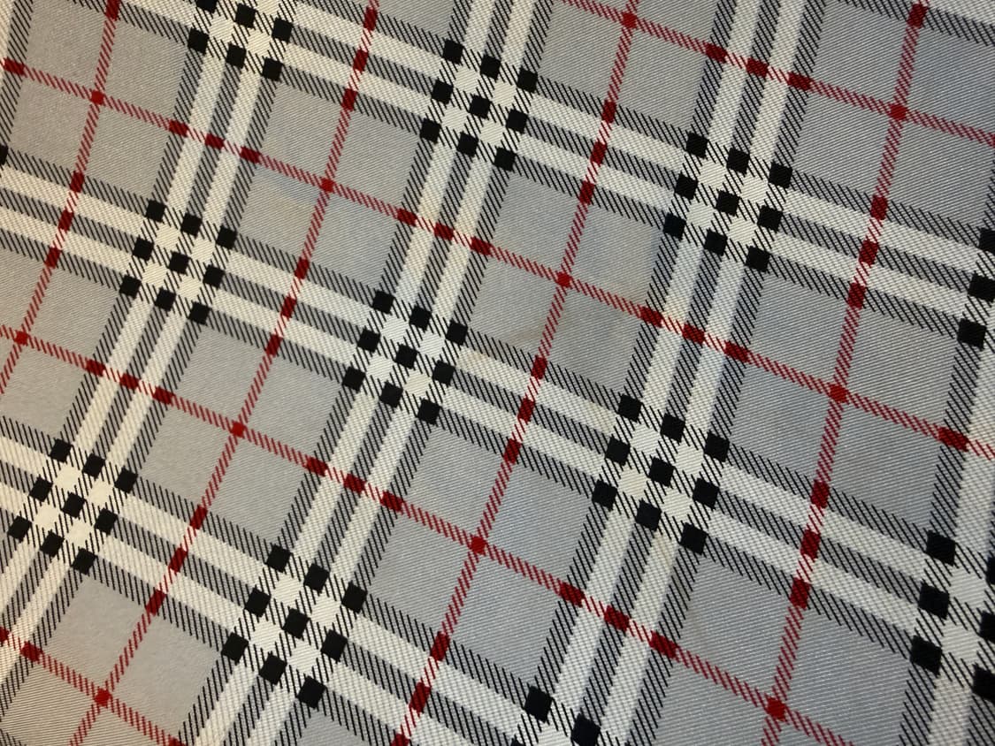 버버리 Burberrys 오브 런던 클래식 노바 체크 실크 스카프 90 상품이미지9