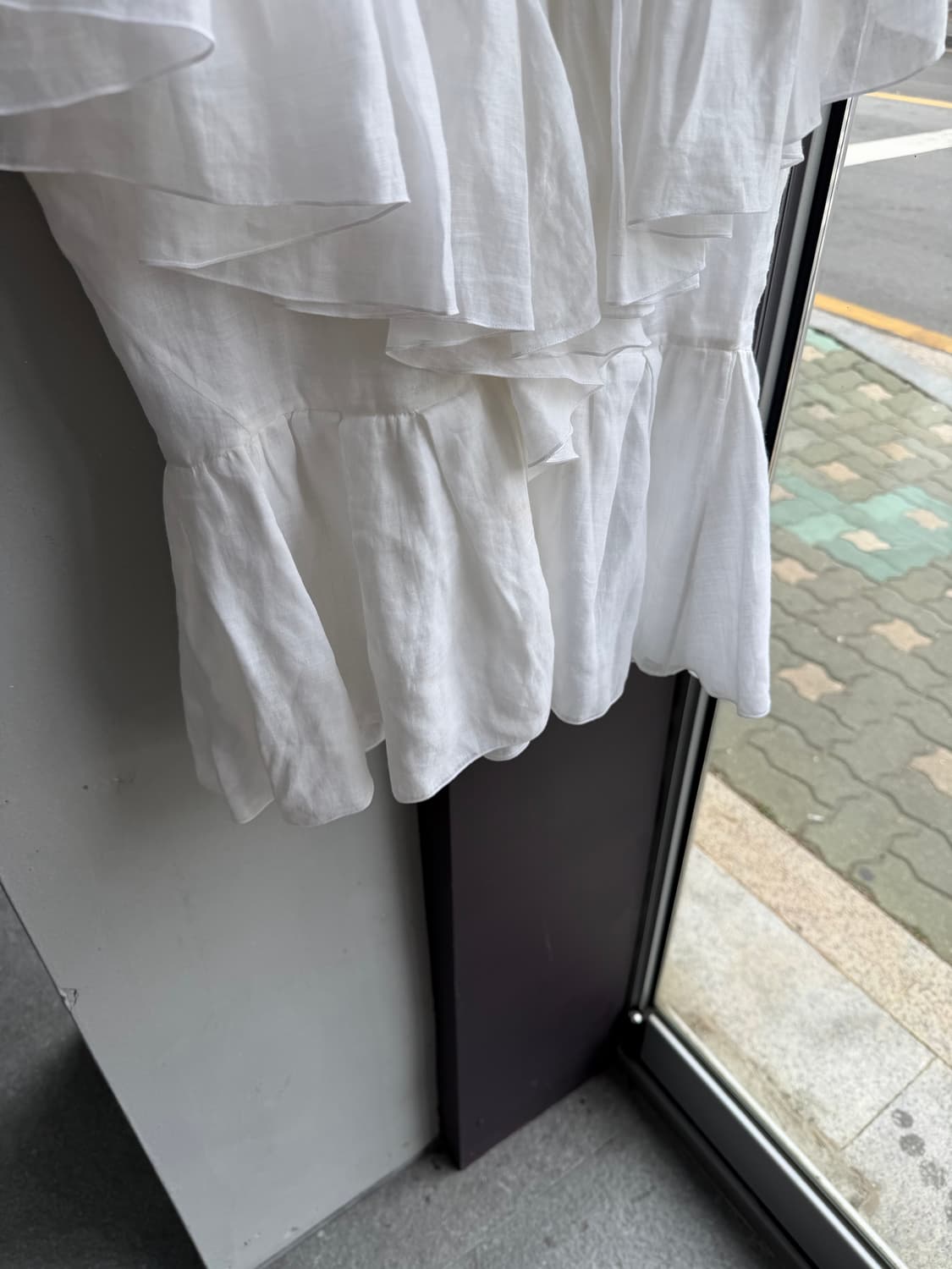 38/ 끌로에 러플 라미 블라우스 상품이미지8
