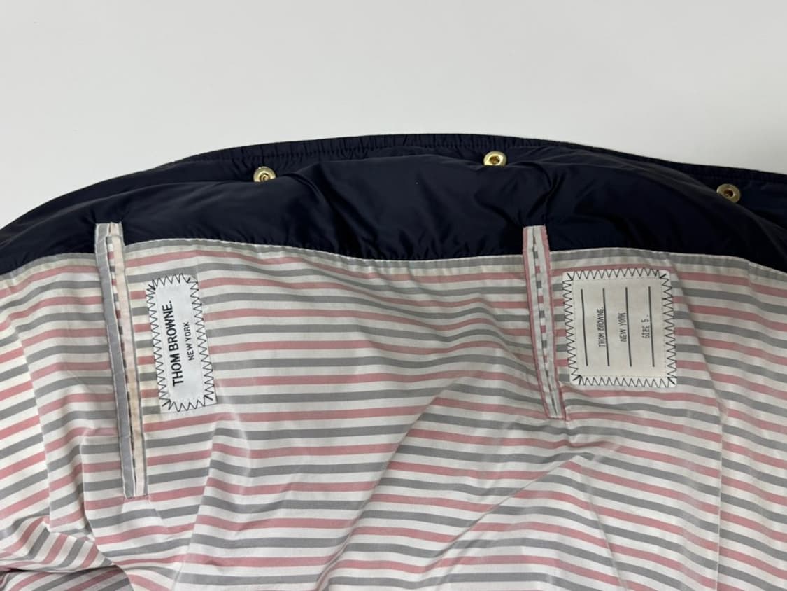 톰브라운 사선 남성패딩 상품이미지4