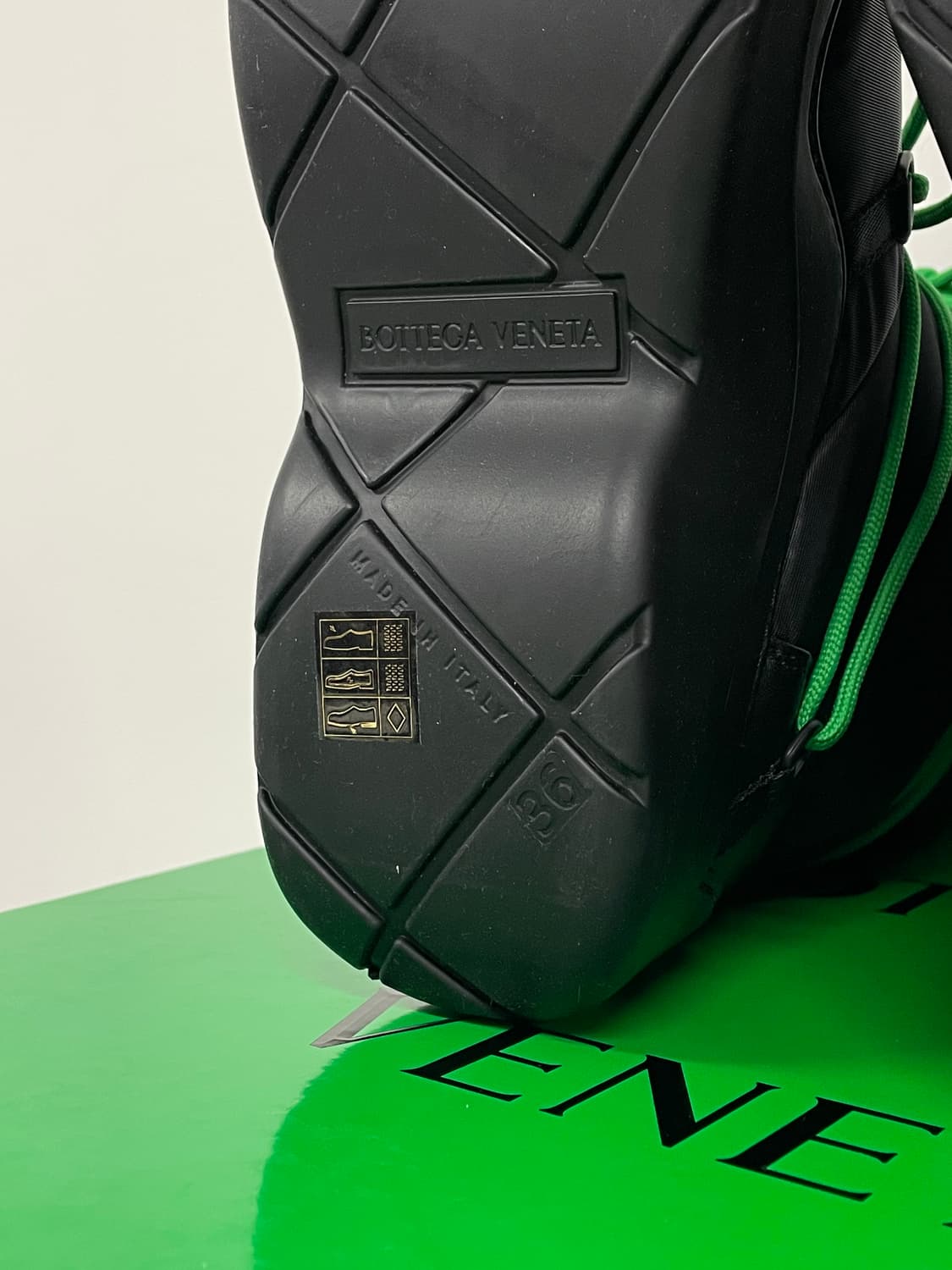 새상품 보테가 베네타 패딩 퍼들 봄버 부츠 패딩부츠 퍼들부츠 상품이미지9