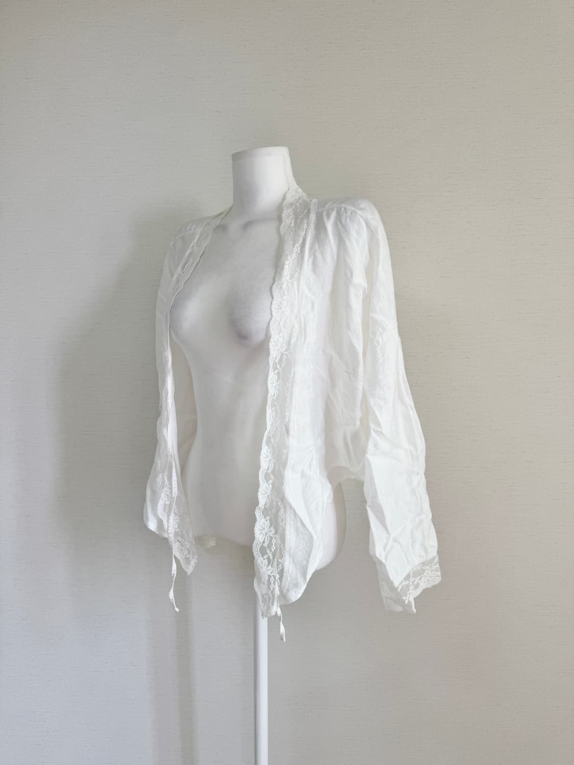 쓰리타임즈) 레이스 볼레로 가디건 상품이미지2