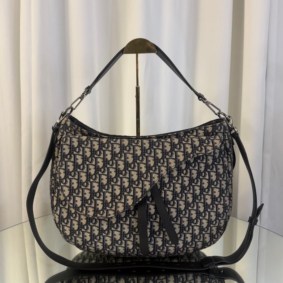 디올 오블리크 새들 소프트백 라지 상품이미지1