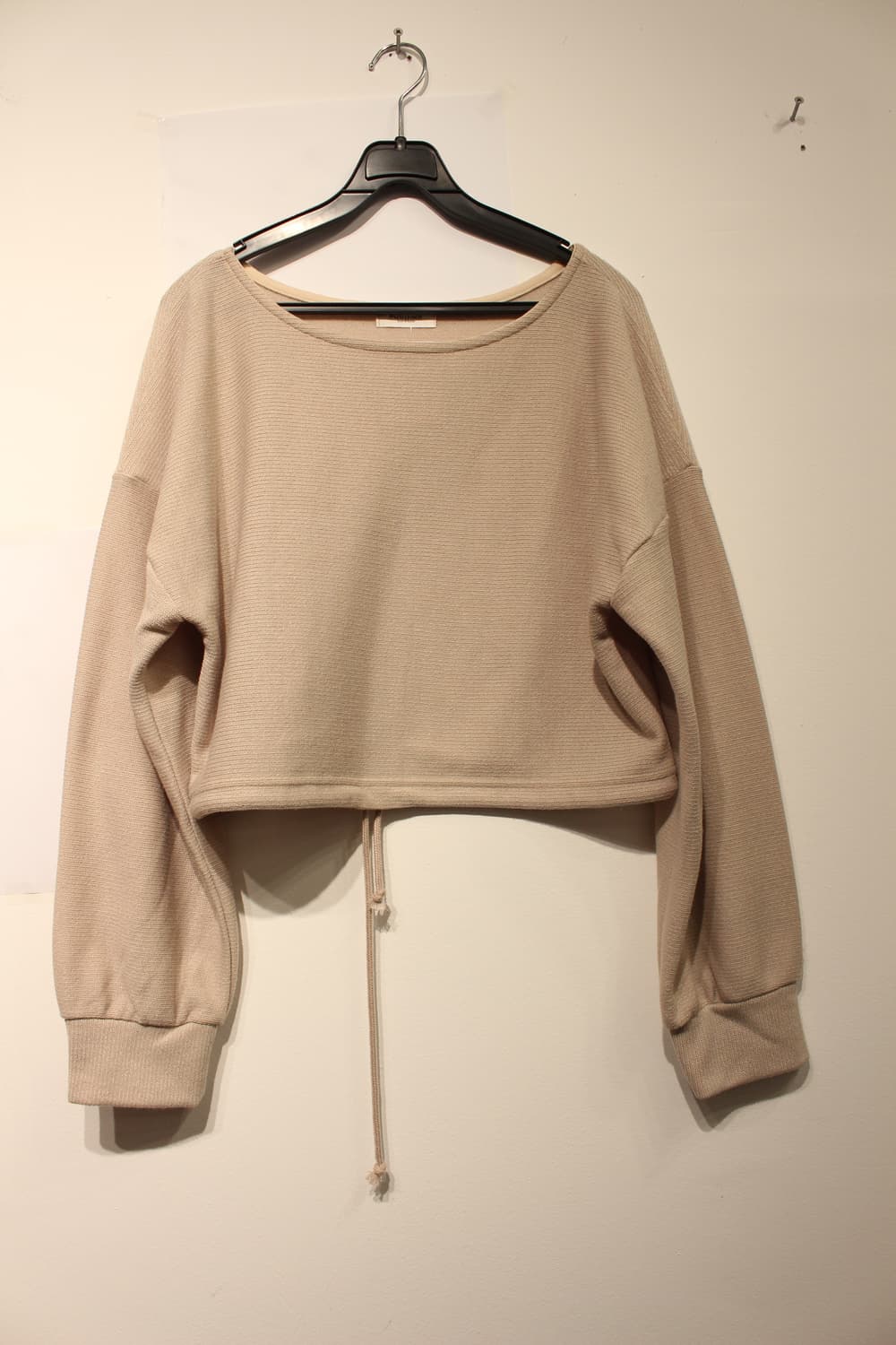 228. 베이지 크롭 스트링 니트 맨투맨 상품이미지1