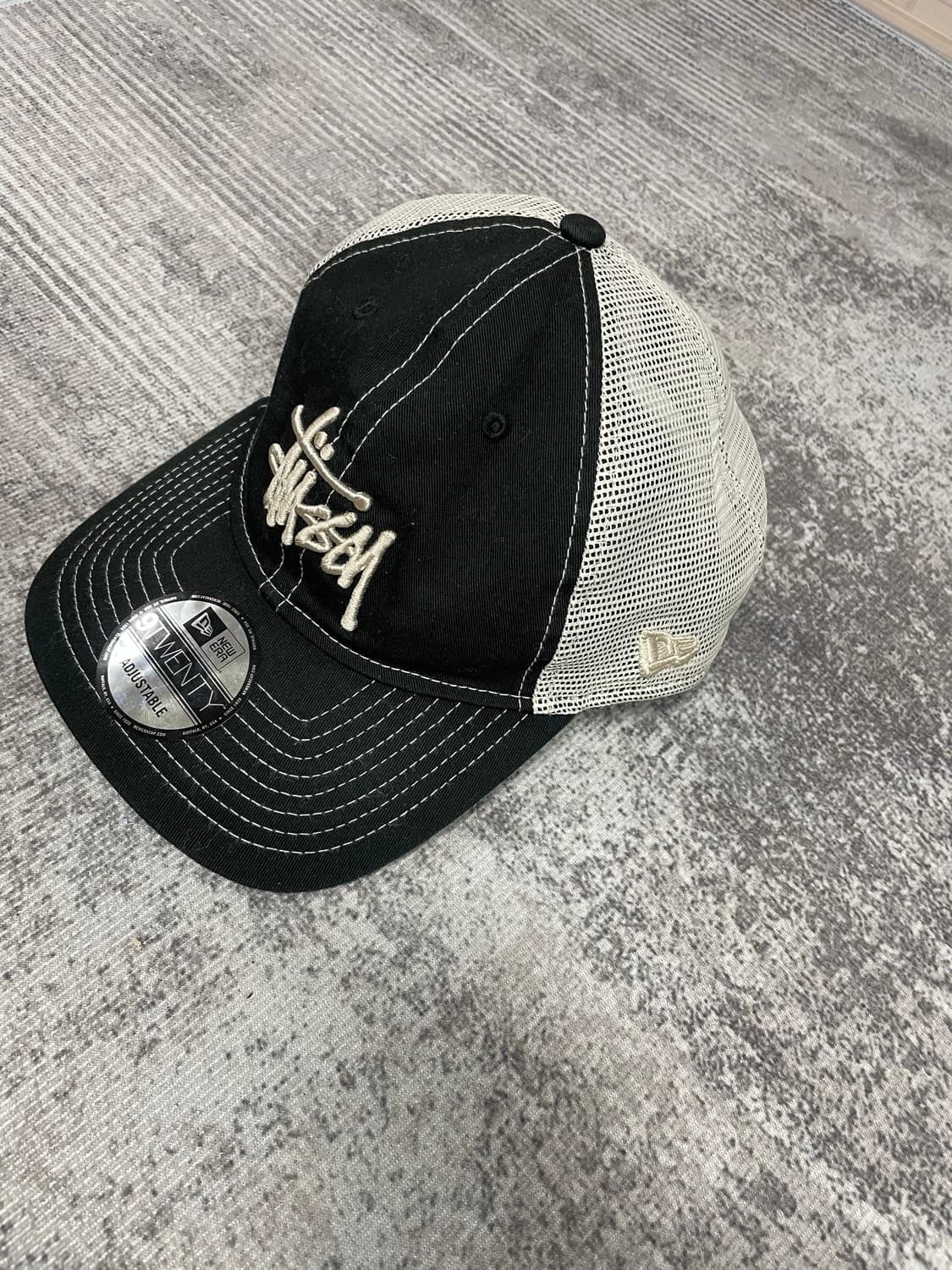 스투시 x 뉴에라 메쉬 트러커 상품이미지3