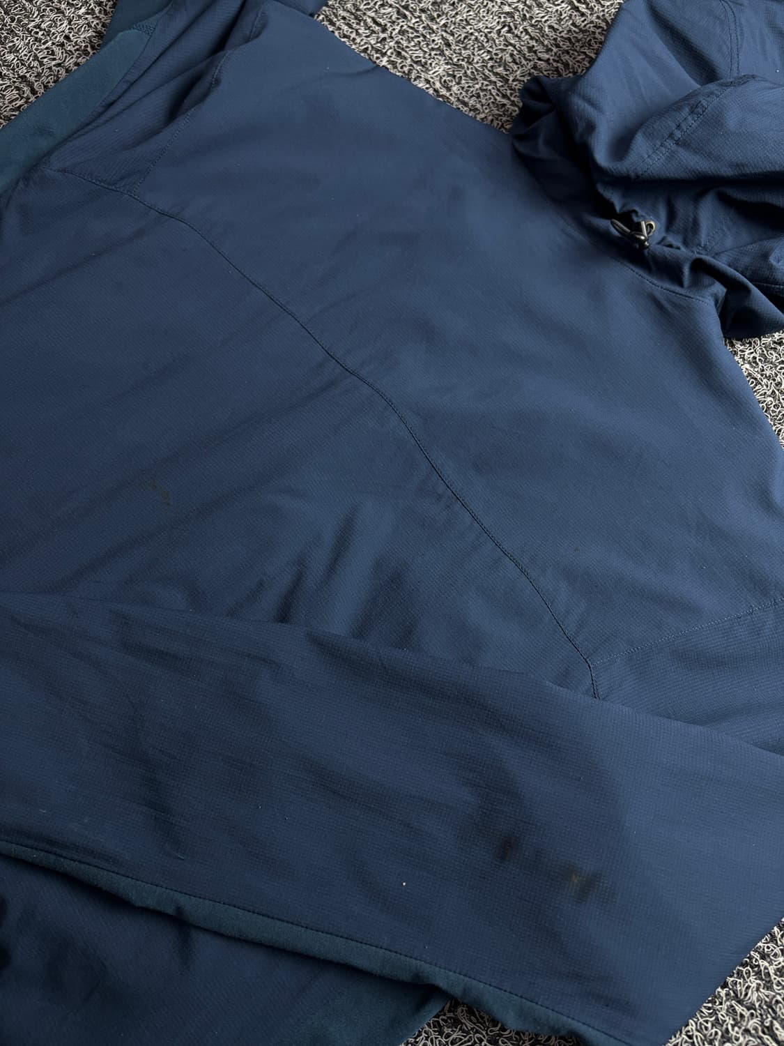 아크테릭스 아톰 SL 네이비 후디 재킷 2811 상품이미지5