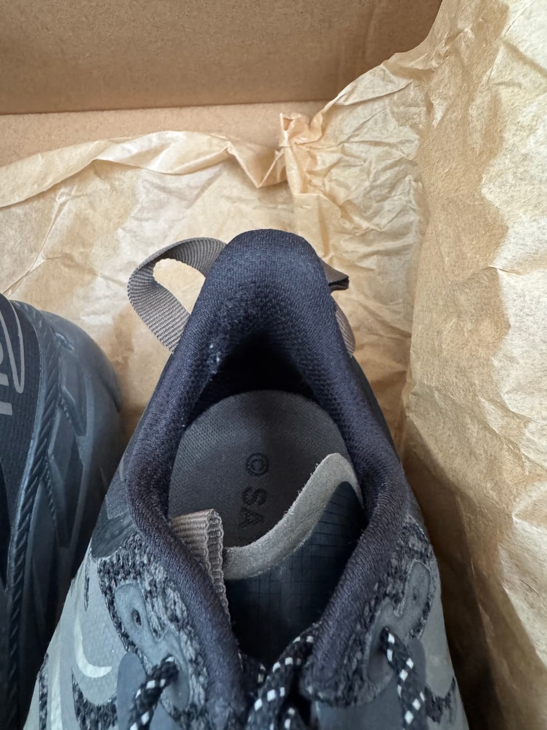 Hoka x Satisfy Clifton LS Forged Iron Bl 상품이미지8