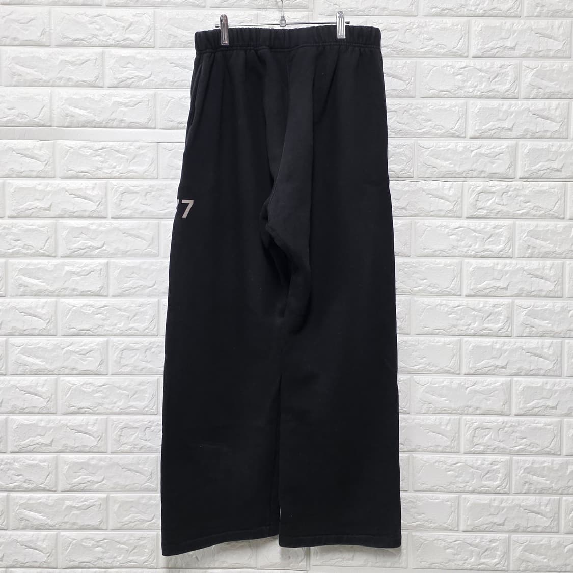 택포_ 피어오브갓 에센셜 블랙 트레이닝 와이드 팬 상품이미지1