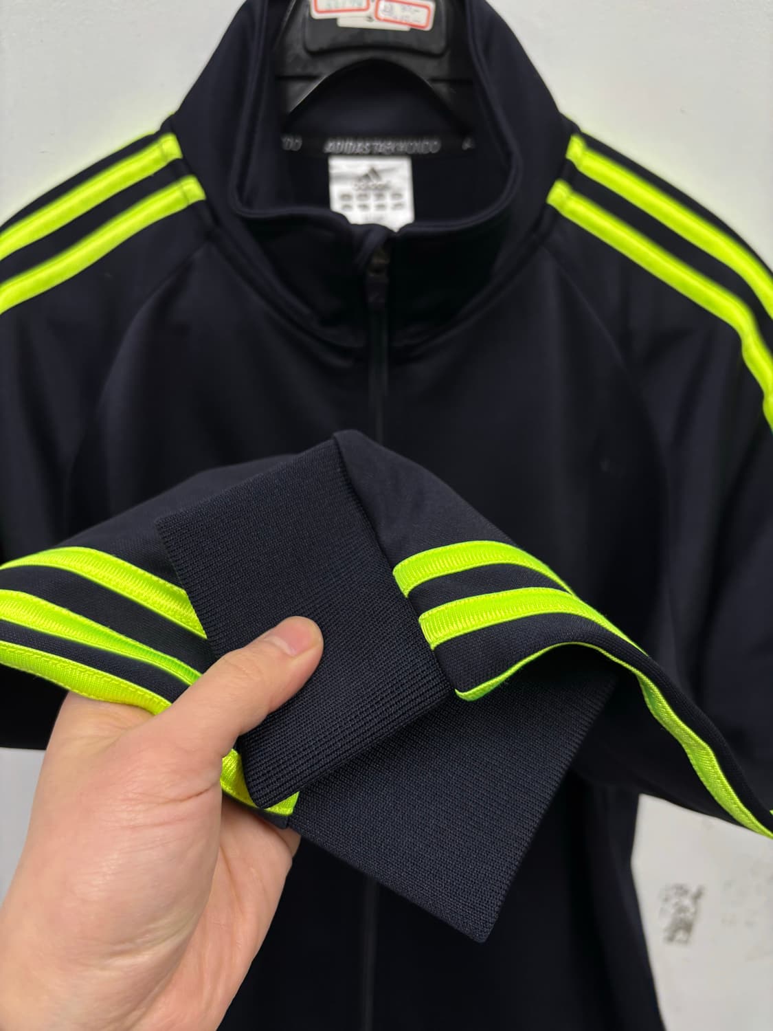 아디다스 트랙탑 상품이미지3