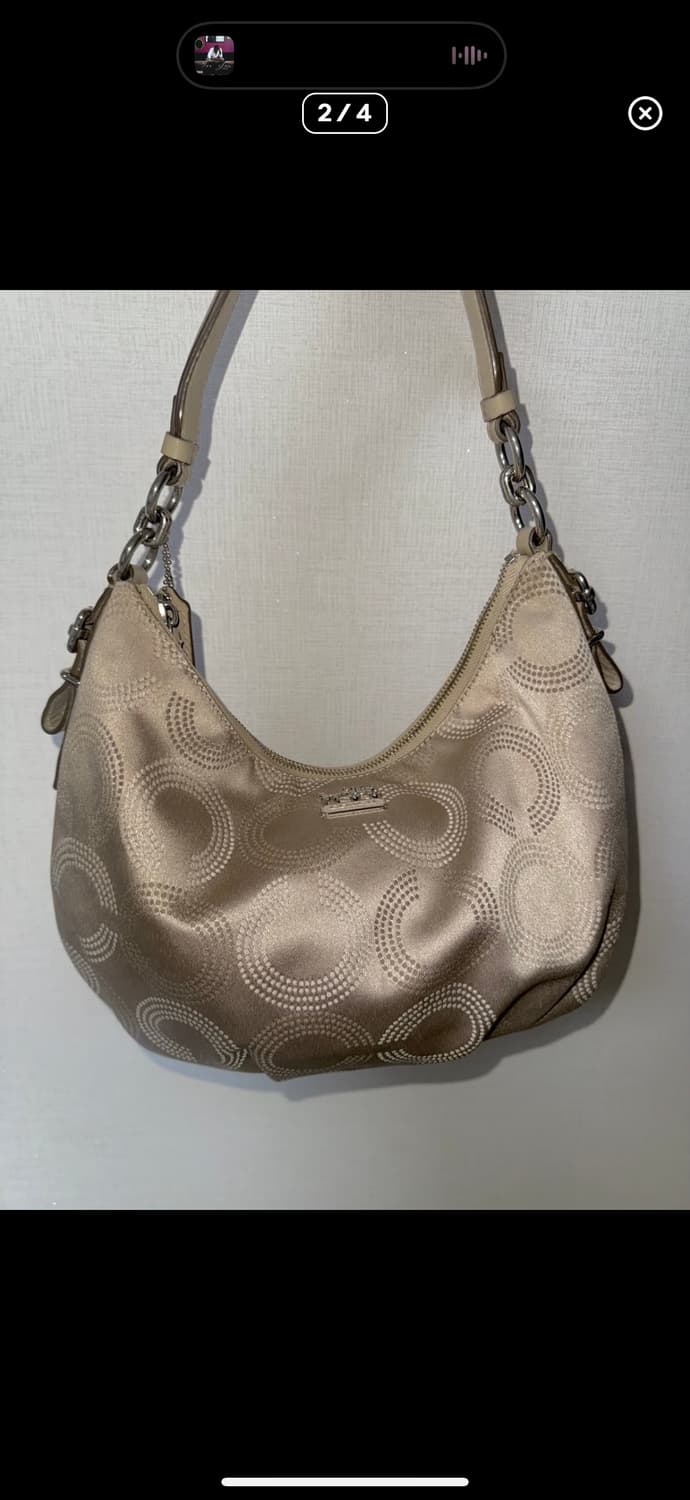 코치 베이지 숄더백 상품이미지1