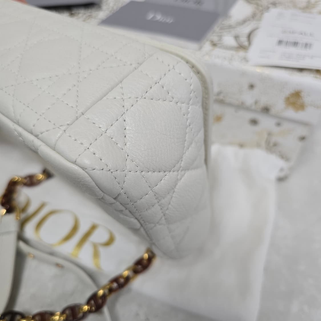 디올 카로백 스몰 판매 상품이미지5
