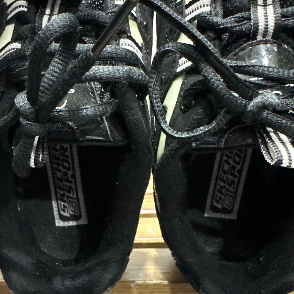 250) 스케쳐스 운동화 남녀공용 신발 딜라이트 블랙 화이트  상품이미지8