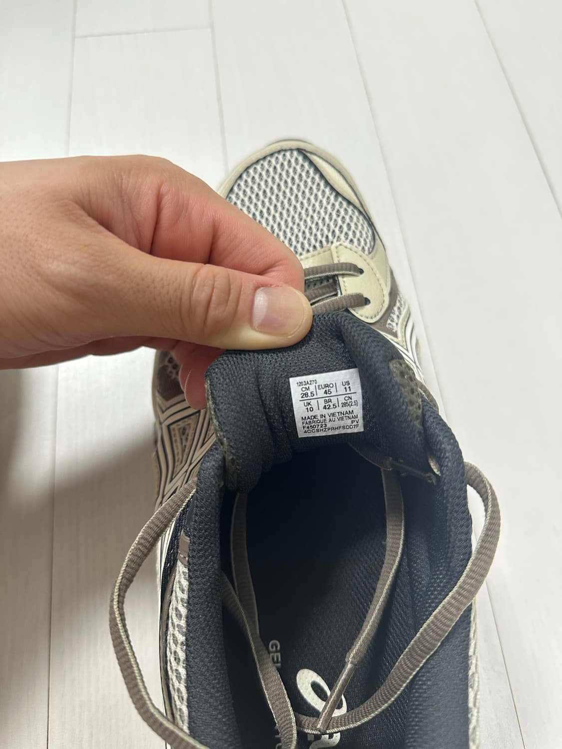 아식스 젤 퀀텀 키네틱 버치 다크 토프 285 상품이미지5