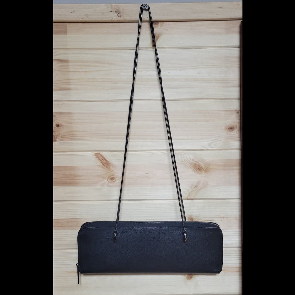 요지야마모토 디스코드 숄더백 프라다 사피아노 질감 상품이미지1