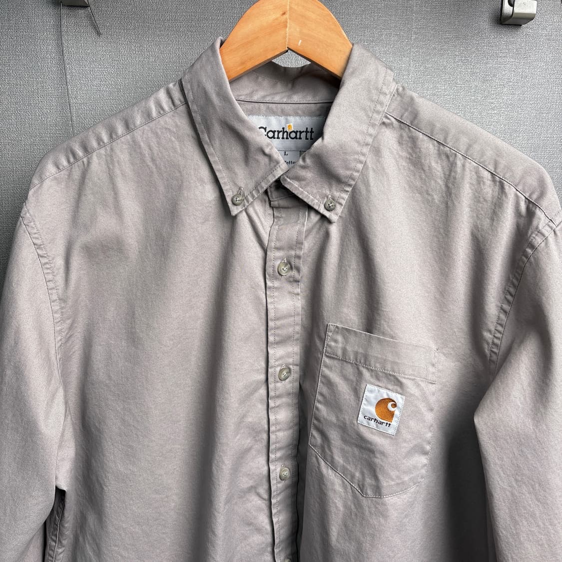 칼하트 그레이셔츠 상품이미지3
