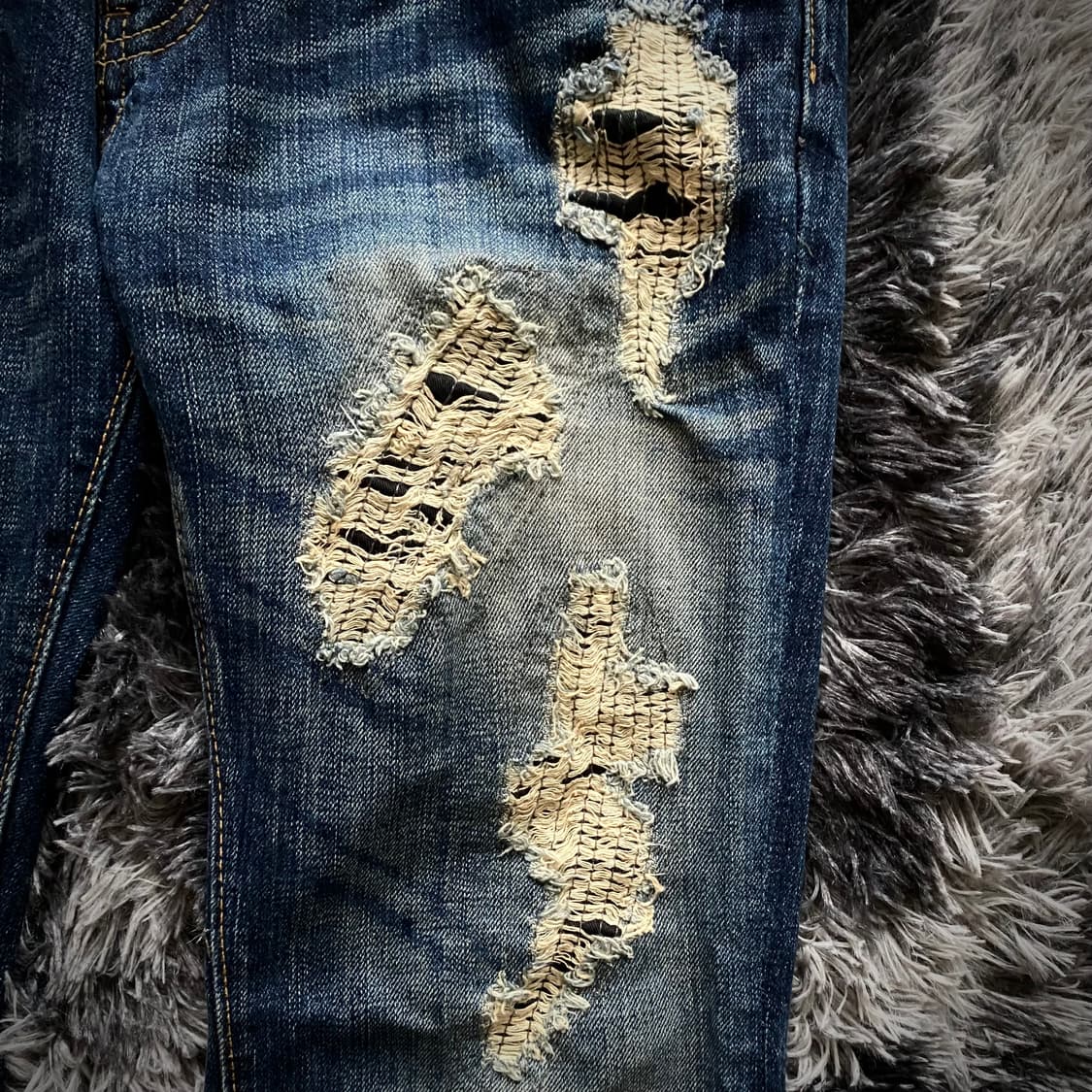 Fuga Distressed Bootcut Pants 상품이미지6