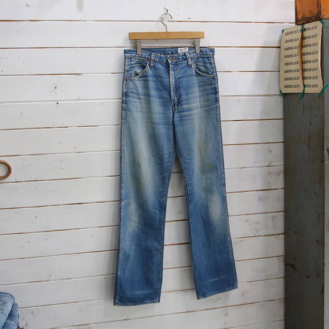 (착용컷) 90's Wrangler 데님 팬츠 (남성용 31.5) 상품이미지1
