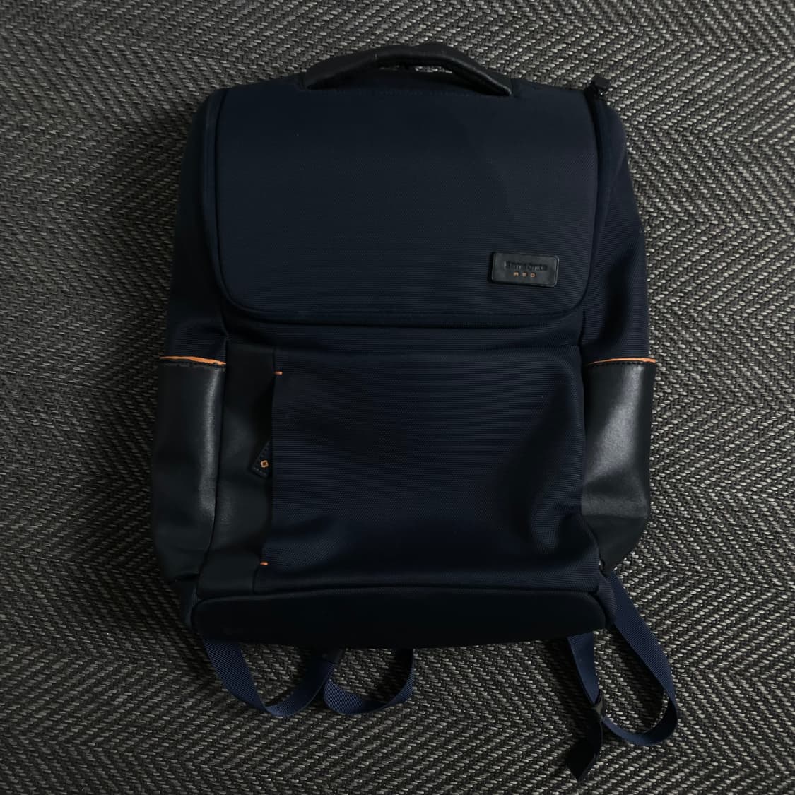 샘소나이트 미니멀 네이비 백팩y 4225 상품이미지2