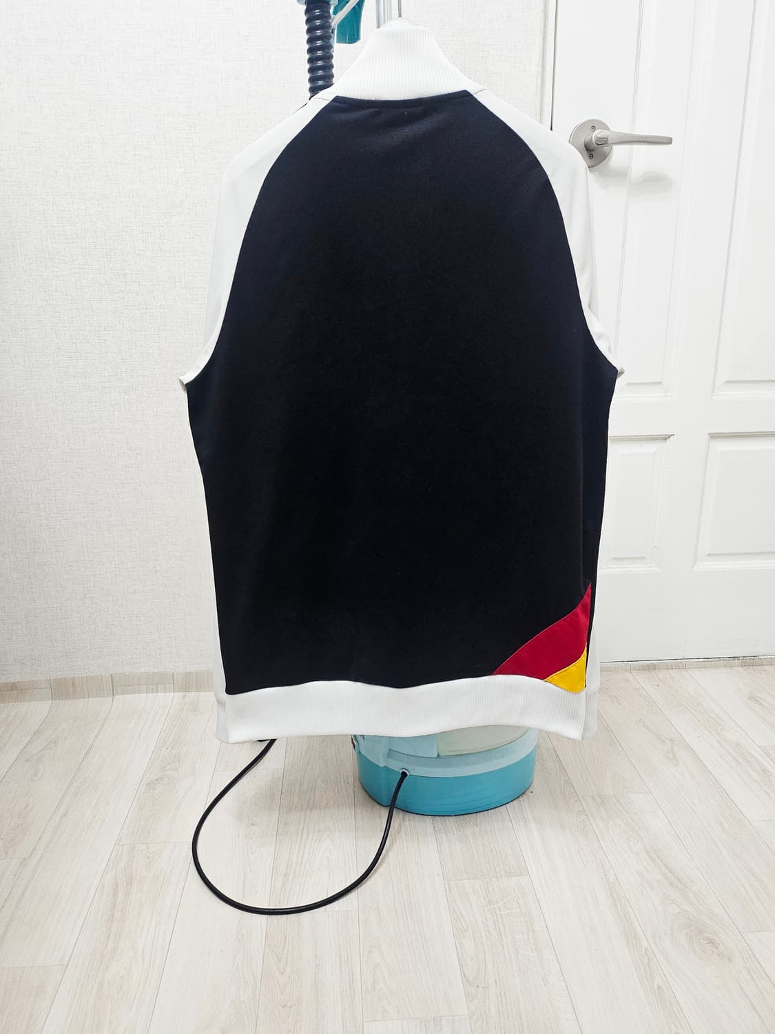 (100)L ☆우주매물☆ 아디다스 독일 [화이트블랙] 트랙탑져지 상품이미지6